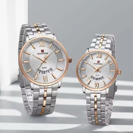 Classic Couples set wrist watches with calendar